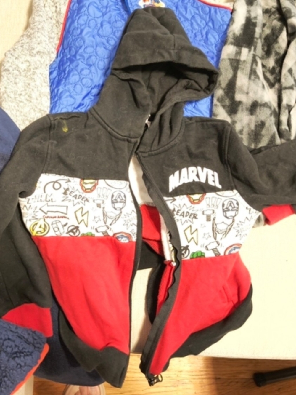 Marvel Red & Black Kids Zip Hoodie with Character Panel Size 5/6